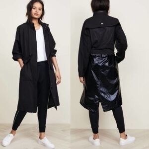 ALALA Women's Black Talus Rain Coat Size Medium